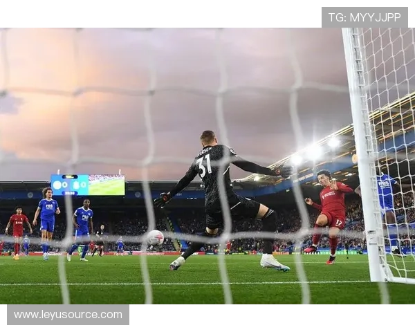 特罗萨德：从青训到英超关键先生的逆袭解析