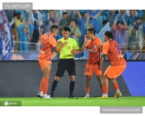 破坏明显得分机会为何直接红牌？规则如何界定“明显”？