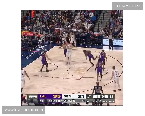 NBA防守三秒规则详解，避免被吹罚的具体站位解析